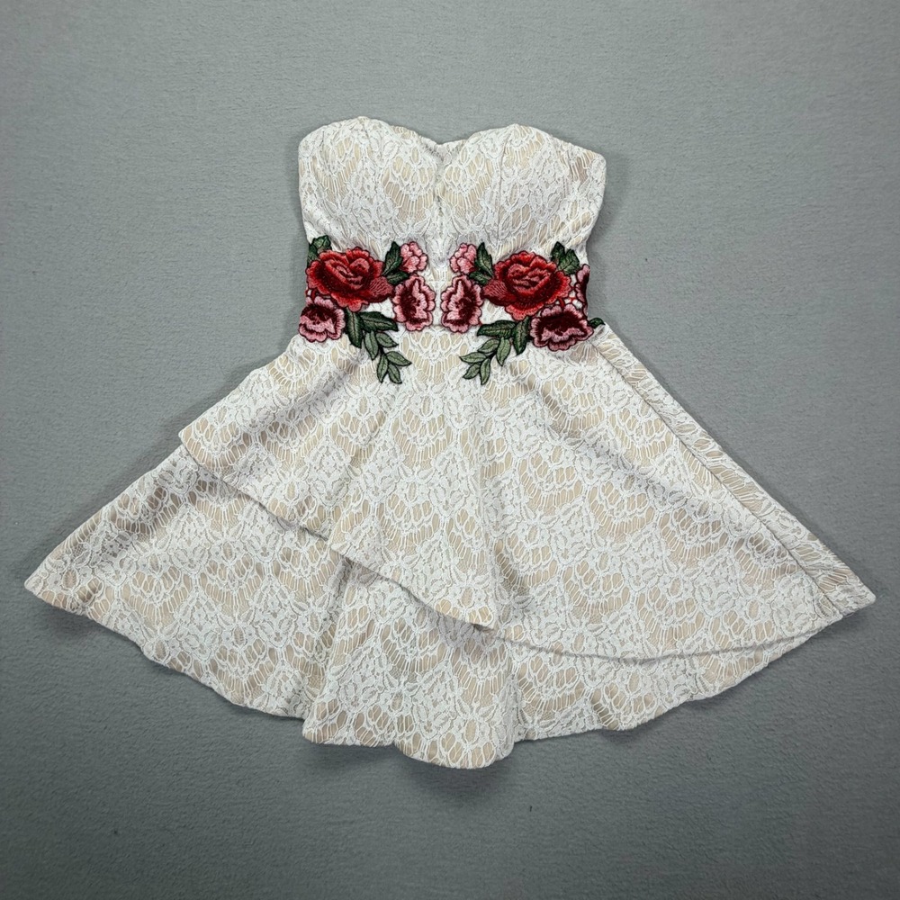 Xtraordinary Women Dress Fit & Flare White Floral Lace Embroidered‎ Strapless 1